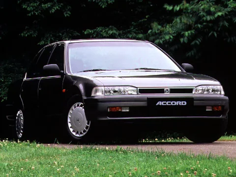 Honda Accord 2.0 1989 view 2