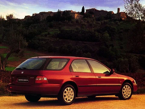 Honda Accord 1991 front view