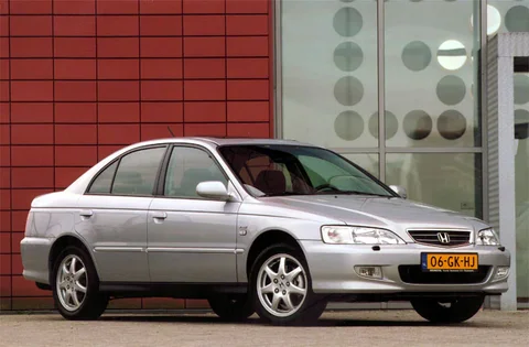 Honda Accord 2.2i Type R 2001 view 4