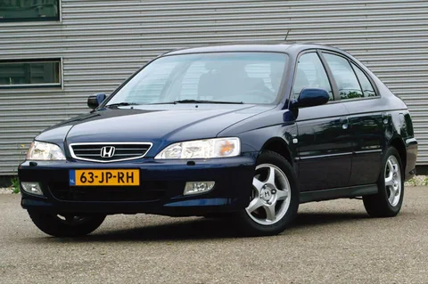 Honda Accord 1.8i LS 2001 view 4