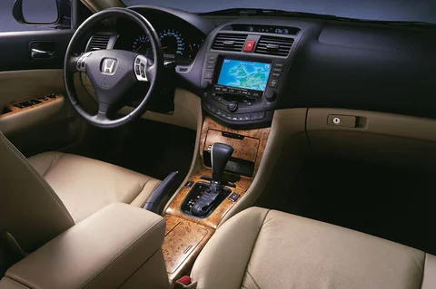 Honda Accord Tourer 2.4i Type S 2003 view 3