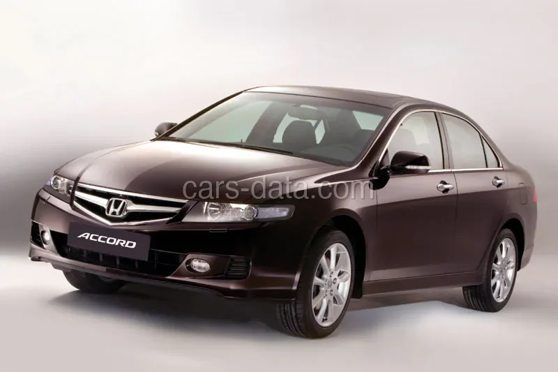 Honda Accord 2.4i Type S 2005 front view