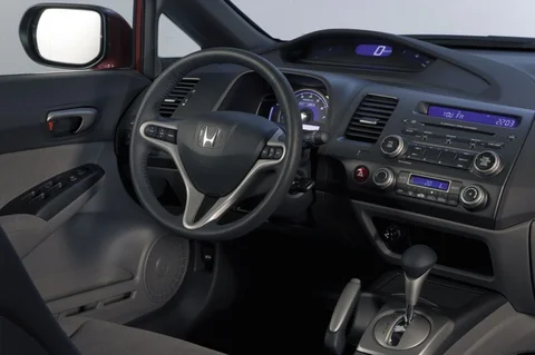 Honda Civic 1.3 DSi i-VTEC Hybrid 2006 view 10
