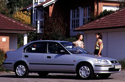 Honda Civic 1.5i LS VTEC-E 1996 view 4