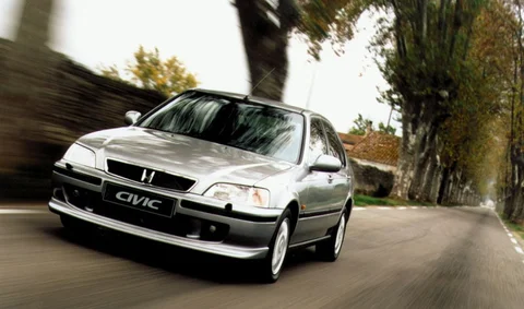 Honda Civic 1.5i LS 1997 view 2