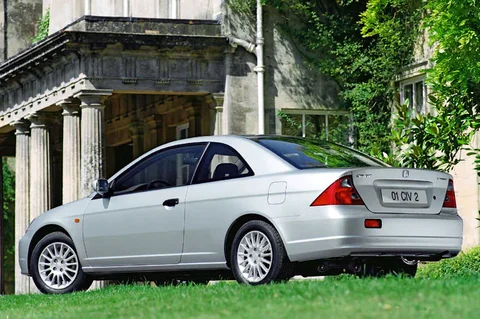 Honda Civic Coupé 1.7i LS 2001 view 3