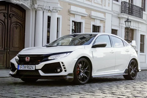 Honda Civic Type R GT 2017 view 9