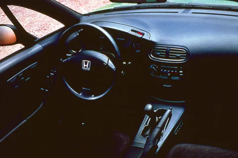 Honda CRX 1.6 ESi 1992 view 8