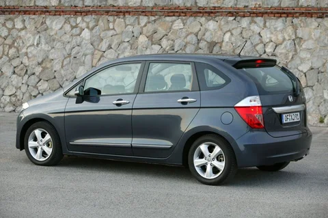Honda FR-V 1.7i 2004 view 4