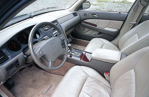 Honda Legend 3.5i V6 1998 view 1