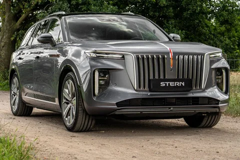 Hongqi E-HS9 99kWh Executive 2022 view 3