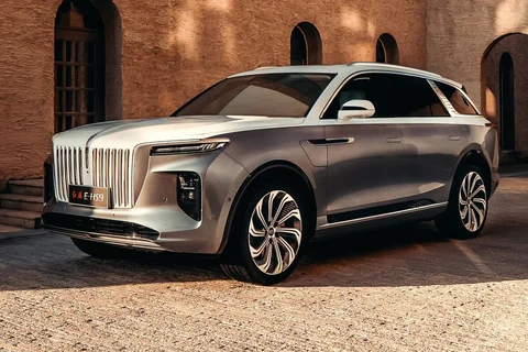 Hongqi E-HS9 99kWh Executive 2022 view 8