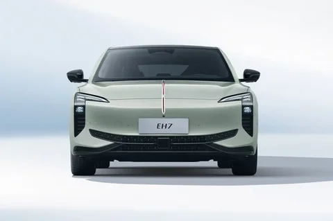 Hongqi EH7 Long Range Launch Ediiton 2025 view 2
