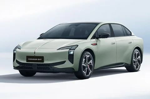 Hongqi EH7 Long Range Launch Ediiton 2025 view 6