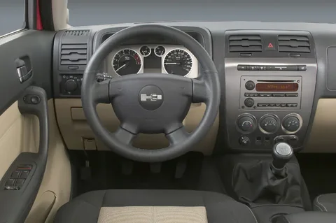Hummer H3 3.7 2007 view 8