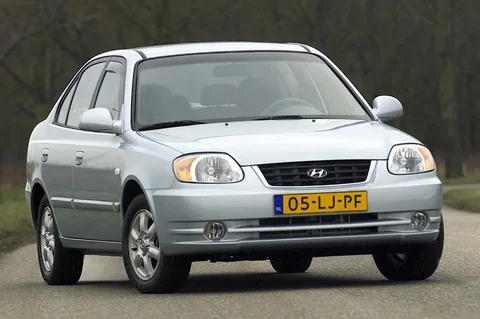 Hyundai Accent 1.6i DynamicVersion 2004 view 5