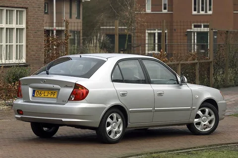 Hyundai Accent 1.3i ActiveVersion 2004 view 7