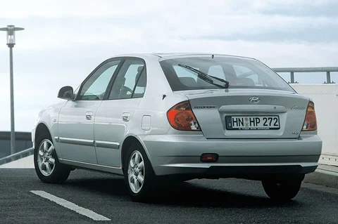 Hyundai Accent 1.3i ActiveVersion 2004 view 10