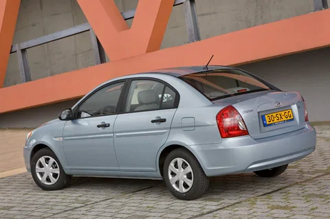 Hyundai Accent 1.6i DynamicVersion 2006 view 3