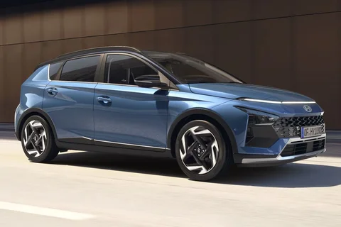 Hyundai Bayon 1.0 T-GDI e-Motion 2025 view 2