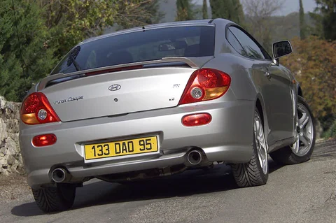 Hyundai Coupé 2.0i FX CVVT 2003 view 6