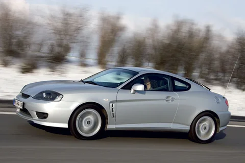 Hyundai Coupé 2.7i V6 StyleVersion 2004 view 2
