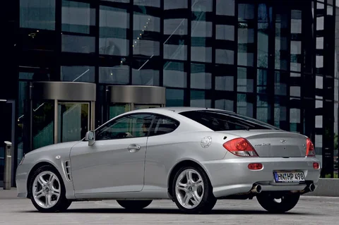 Hyundai Coupé 2.7i V6 StyleVersion 2004 view 4