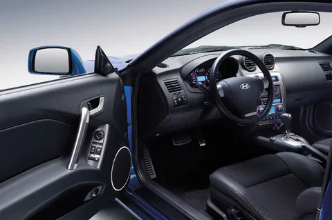 Hyundai Coupé 2.0i CVVT FX DynamicVersion 2006 view 8