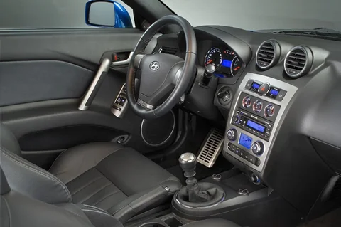 Hyundai Coupé 2.0i CVVT FX DynamicVersion 2006 view 9
