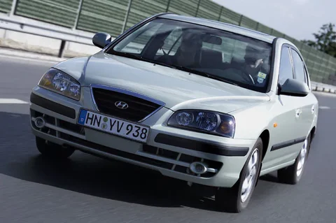 Hyundai Elantra 1.6i DynamicVersion 2003 view 10