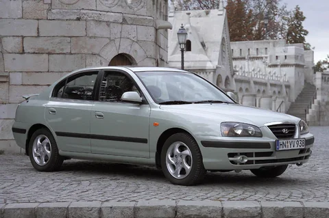 Hyundai Elantra 1.6i DynamicVersion 2003 view 6