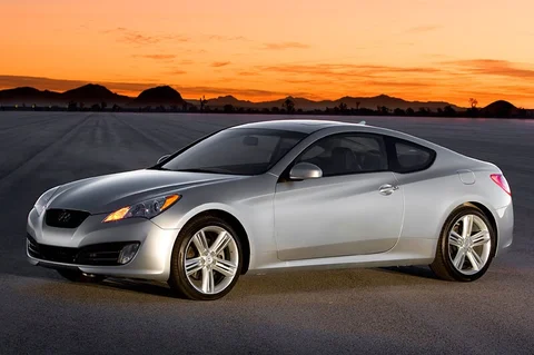 Hyundai Genesis Coupé 2.0T 2010 view 2