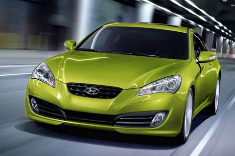 Hyundai Genesis Coupé 2.0T 2010 view 4
