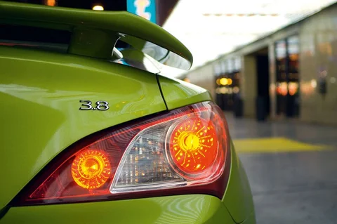 Hyundai Genesis Coupé 2.0T 2010 view 9