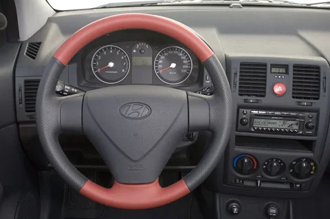 Hyundai Getz 1.4i ActiveVersion 2005 view 4