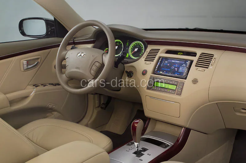 Hyundai Grandeur 3.3i V6 StyleVersion 2005 front view