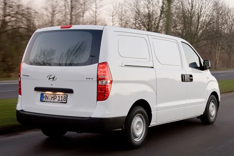 Hyundai H300 2.5 CRDi DynamicVersion 2011 view 4