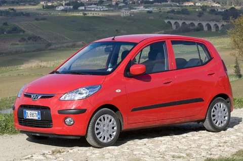Hyundai i10 1.1i ActiveVersion 2008 view 11
