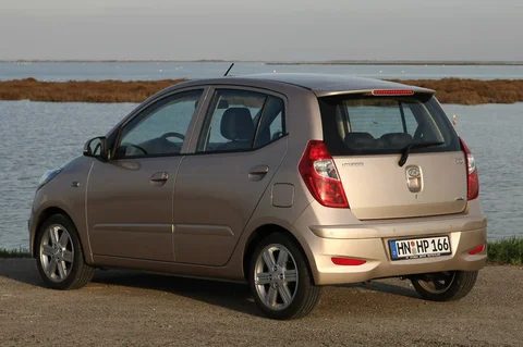 Hyundai i10 1.2i i-Vision 2012 view 7