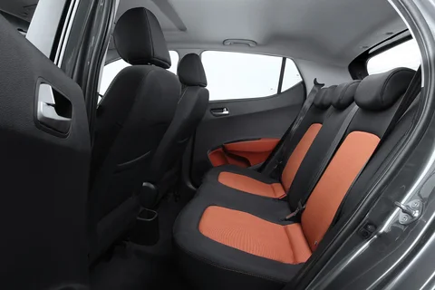 Hyundai i10 1.0 Go! 2014 view 3