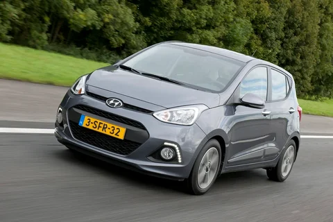 Hyundai i10 1.0 Go! 2014 view 5