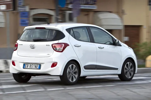Hyundai i10 1.0 Go! 2014 view 8