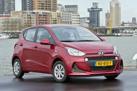 Hyundai i10 1.0i Premium 2017 view 12