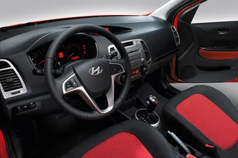 Hyundai i20 1.6 CRDi DynamicVersion 2009 view 8