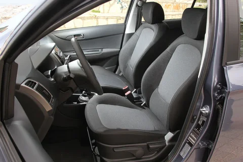 Hyundai i20 1.2 i-Drive 2012 view 5