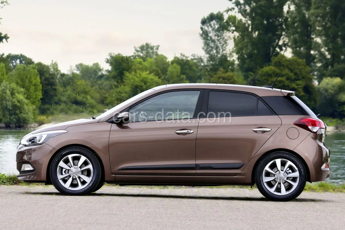 Hyundai i20 1.2 LP i-Drive 2014 front view