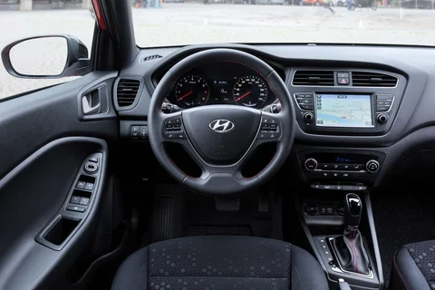 Hyundai i20 1.0 T-GDI 100 i-Motion 2018 view 2