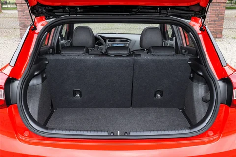 Hyundai i20 1.0 T-GDI 100 i-Motion 2018 view 4