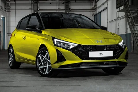 Hyundai i20 1.0 T-GDI E-Motion 2025 view 2