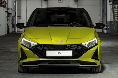 Hyundai i20 1.0 T-GDI E-Motion 2025 view 3